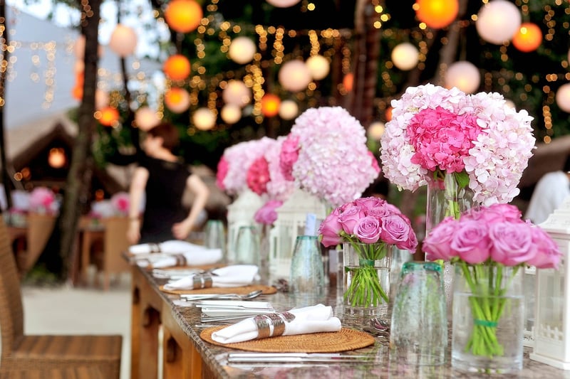 Vintage Farmhouse Wedding Table Decor